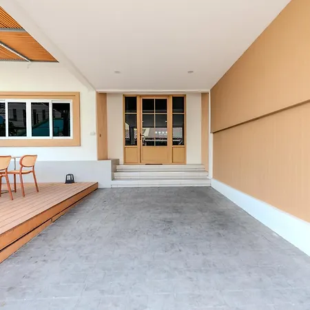 Wongamat By Silqstay Vi Holiday home *
