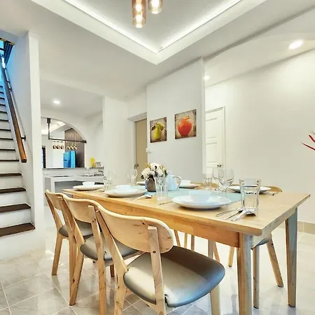 Holiday home Rk-3br Group Getaway-10 Min To Walking Street &