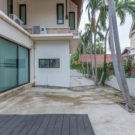 Thai 3b Pool Near Hollywood วิลล่า Pattaya