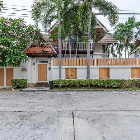 วิลล่า Thai 3b Pool Near Hollywood *