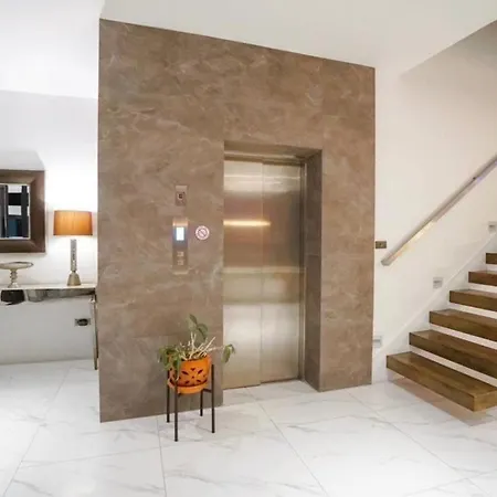 1600m Nearly Walkstreet Elevator Villa *