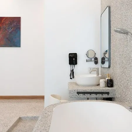 Villa Location 5br Pool Downtown *