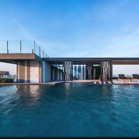 อพาร์ทเม้น The Base Pattaya Seaview Free Pick Up *