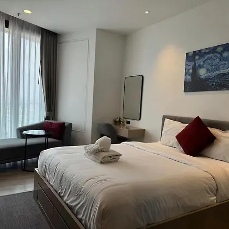 The Edge I Luxurious Apartment