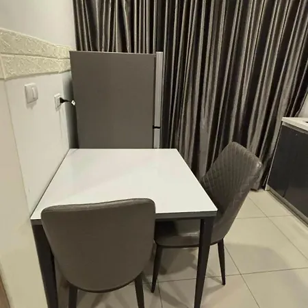Apartment Lovely 3 Pattaya