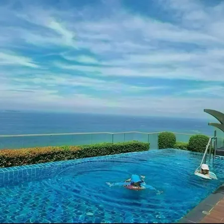 Sea View Apartment *