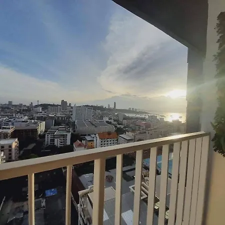 The Base Apartment Pattaya