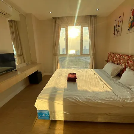 Apartment 2 Bed Seaview -best Of Location A Gem *
