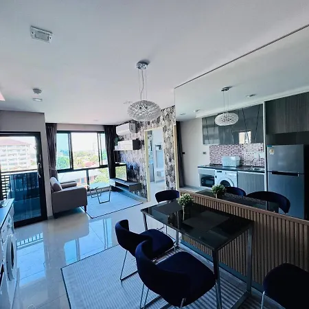 Shared Only For Women Only One Person Apartment Pattaya