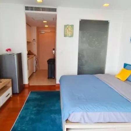 The Palm Wongamat Front Sea View Apartment Pattaya