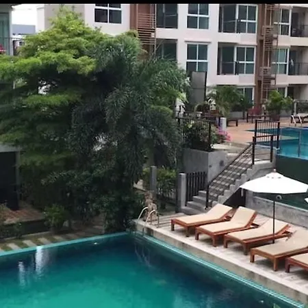 Diamond In The Center Of * Pattaya