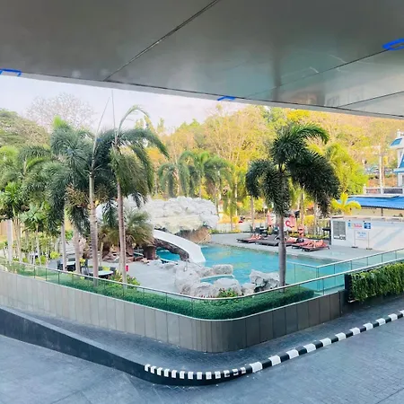 Apartment Sea View 1br The Sky Pattaya