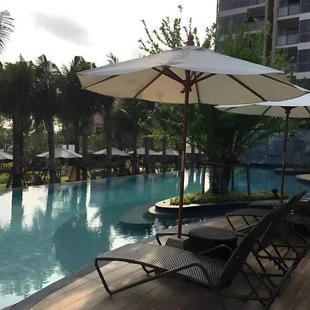 Sea View High Floor 2 Bedroom Near Walking Street Apartment