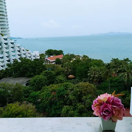 The Palm Wongamat Front Sea View Apartment