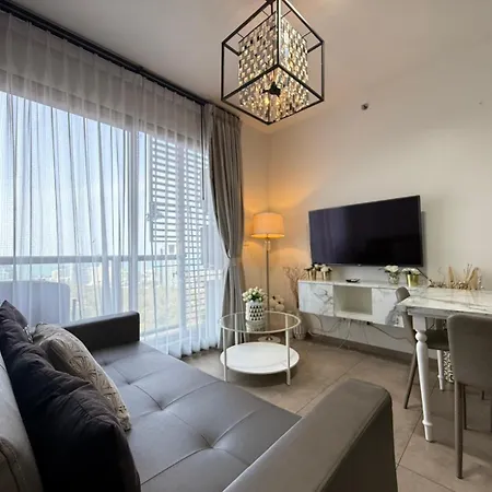 Sea View High Floor 2 Bedroom Near Walking Street Apartment *