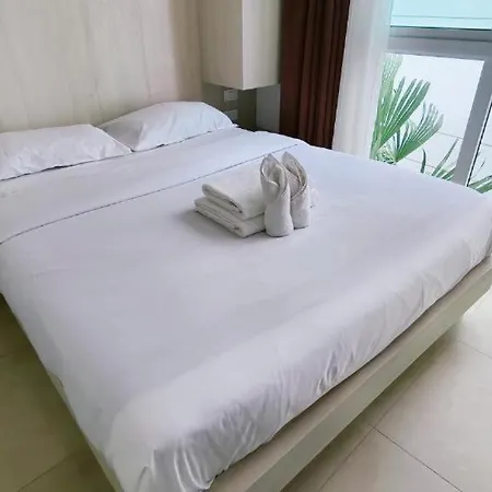 Apartment Style Living - Great Location At Pattaya