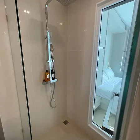 Beautiful 1 Bedroom With Big Balcony And Lagoon Pool