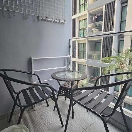 Pool View Pet Friendly Siam Oriantal Tropical Thailand Pattaya