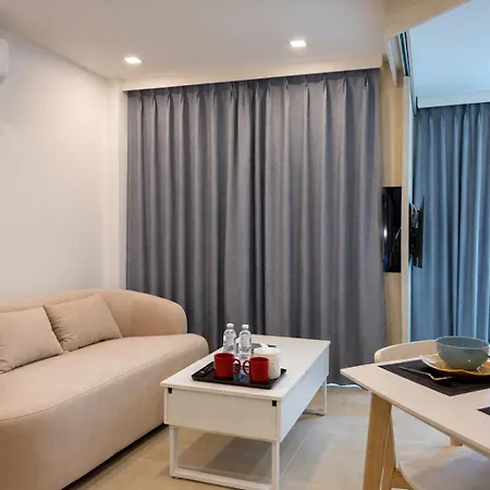 Apartment Garden Lagoon Pool With Balcony Pattaya