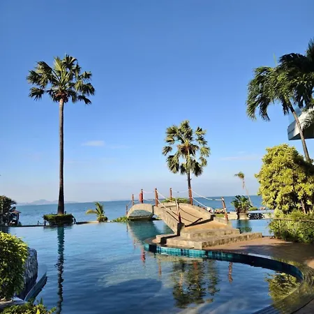 The Palm Wongamat Front Sea View Pattaya