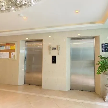 Style Living - Great Location At Apartment