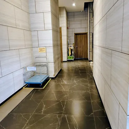 อพาร์ทเม้น Pattaya Sea View Room In Andromeda Condo *