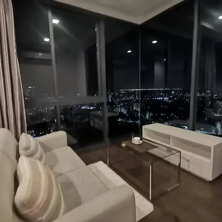 Posh 284 Apartment *