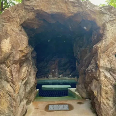 Grande Caribbean Apartment