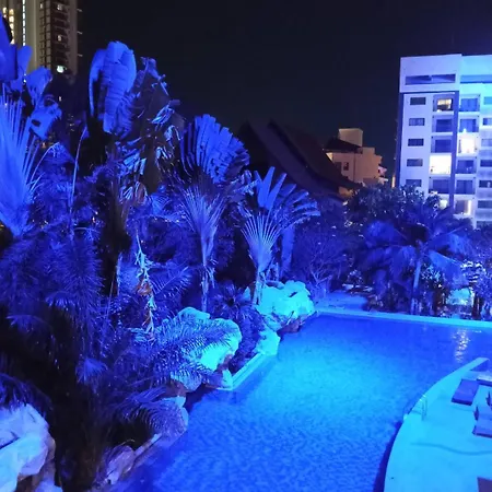 คลับรอยัล2bed Pattaya