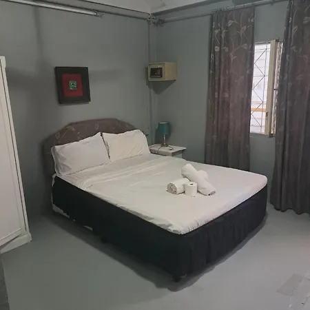 Scandalic Bar And Guest house
