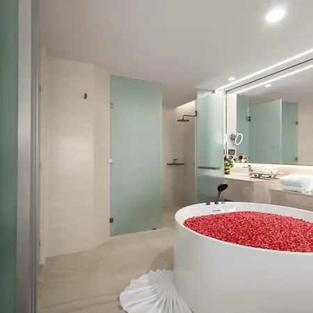 Royal Cliff Grand โรงแรม Pattaya