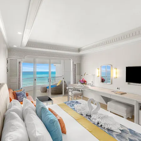 โรงแรม Royal Cliff Grand 5*