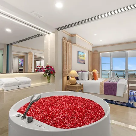 Royal Cliff Grand 5*