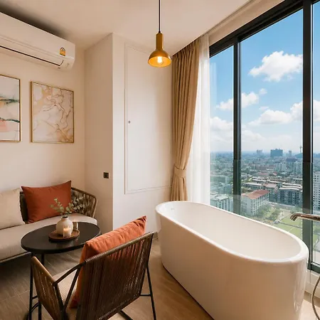The Edge Aparthotel 4*