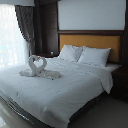 โสตา เรสซิเด้นซ์ โรงแรม 2*
