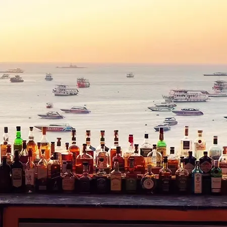 อพาร์ทเม้น The Edge 2025 New Pattaya