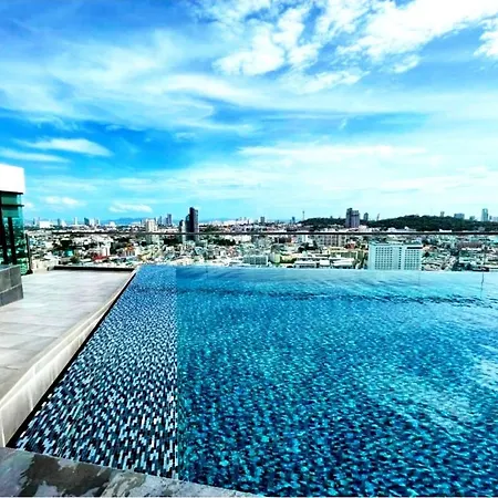 The Base Location อพาร์ทเม้น *