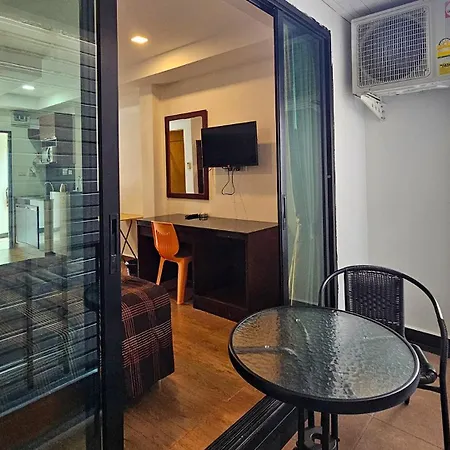 Apartment Smyrna Pattaya