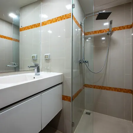 อพาร์ทเม้น C-view By Apartwell Pattaya