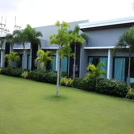 Sritrakul Place โรงแรม