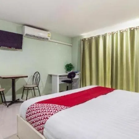 V Place Hotel 3*