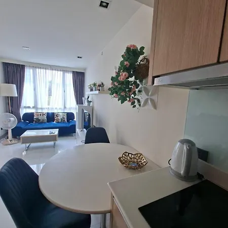 Stunning Unit Situated In