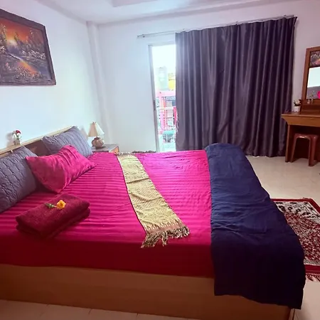 Lucky Devil Guest house *