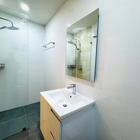 129 Wongamat, 4br, 300m From * Pattaya