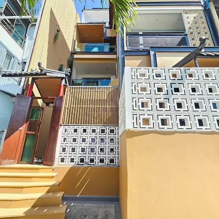 M&m Rooftop