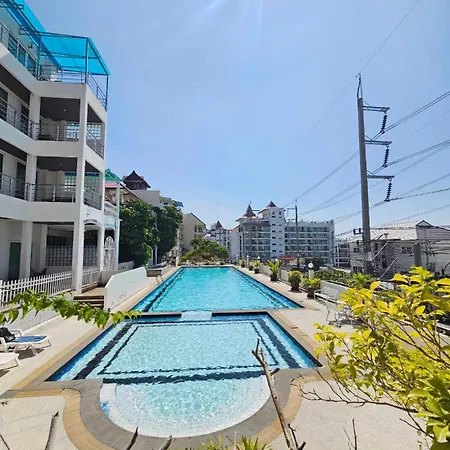 M&m Rooftop Pattaya