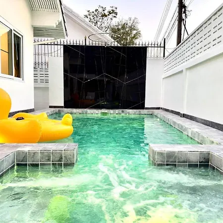 วิลล่า 129 Wongamat, 4br, 300m From