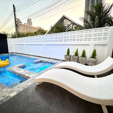 วิลล่า 129 Wongamat, 4br, 300m From