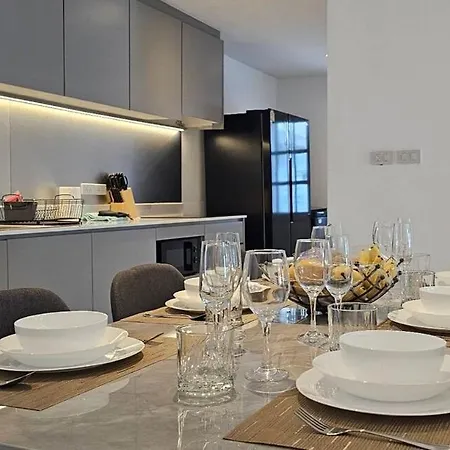 129 Wongamat, 4br, 300m From วิลล่า