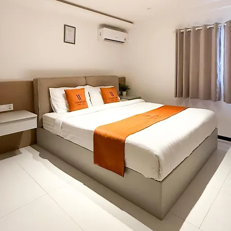 Villa Wonderland Moonstone 4 Bedroom Luxury Pool *